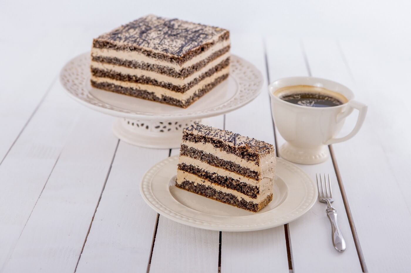 Torcik Makowy z masą kawową