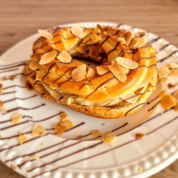 Ptyś z masą kawową