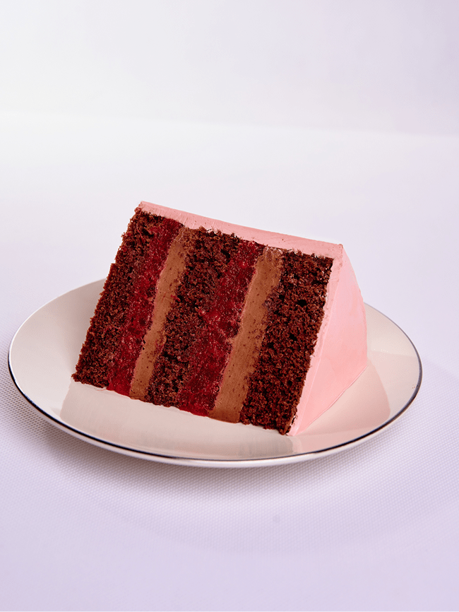 Tort czekoladowo truskawkowy